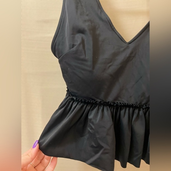 ⚫️ BOGO Black Sleeveless Peplum bathing suit Top size small - Picture 3 of 6